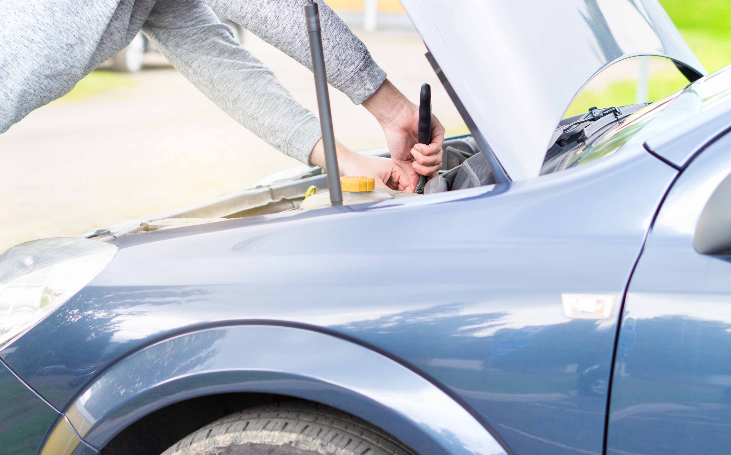 5 X DIY Vehicle Maintenance Tips To Keep Your Car Running Smooth